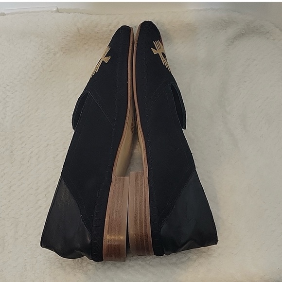 Soludos Women's Embroidered Suede Leather Venetian Loafer Flat - Picture 3 of 4